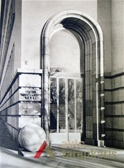 Pagrindinis įėjimas, 1938 m. Iš leidinio "Prekybos, pramonės ir amatų rūmai"
