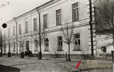 Old gymnasium after repair in 1930. From Lithuanian central state archive