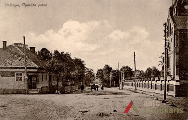 Vytauto gatvė Palangoje apie 1925 m., Iš Palangos gintaro muziejaus archyvo.