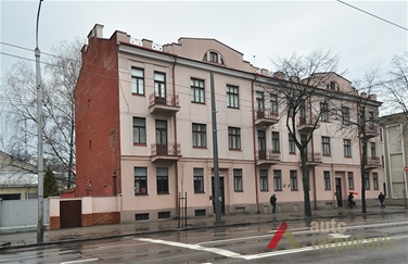 Priekinis fasadas. V. Petrulio nuotr., 2014 m. 