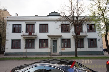 Building in Vasario 16-osios st. 37, Šiauliai. 2015. Photo Rolandas Parafinavičius.