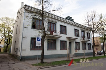 Building in Vasario 16-osios st. 37, Šiauliai. 2015. Photo Rolandas Parafinavičius.