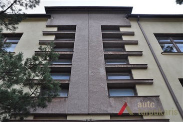 Detail of main façade. Photo by V. Petrulis, 2016.