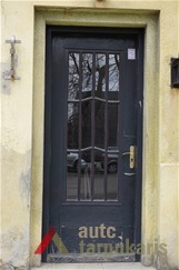 V. Putvinskio g. 64 durys , R. Kilinskaites nuotr., 2016 m.