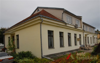 Back facade. Photo by V. Petrulis, 2013