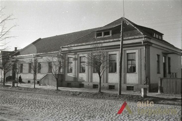 Building in soviet times. Photo by V. Zubovas, 1963, from KTU ASI archive