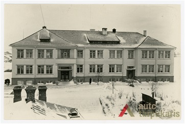 Main facade, photo by K. Daugėla, Kėdainiai region museum, 1937