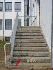 Lauko laiptai iš pietryčių pusės 2006 m. V. Petrulio nuotr.