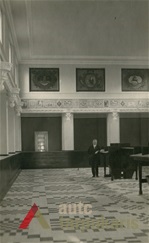 Architect Feliksas Vizbaras in the main hall. Photo from personal collection of A. Burkus. 