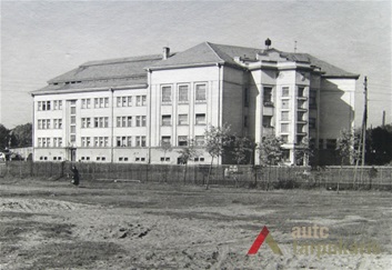 Pastatas 1956 m. A. Vasiljevo nuotr. KTU ASI archyvas, PK-1883