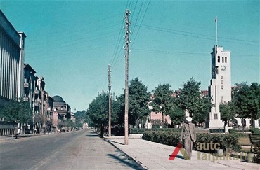K. Donelaičio g., 1939 m. gegužė. Mečio Brazaičio nuotr. iš 2007 m. gegužės–spalio mėn. Kauno apskrities archyve veikusios parodos