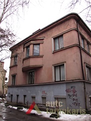 Šoninio fasado vaizdas 2011 m. P. T. Laurinaičio nuotr.