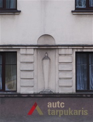Fasado fragmentas 2011 m. P. T. Laurinaičio nuotr.