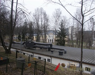 Restorano-muzikinio klubo "Druskininkų kolonada“ galinis fasadas iš gydyklų parko pusės. V. Migonytės nuotr., 2009 m.